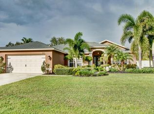 182 SW Aldoro Pl, Port Saint Lucie, FL 34953