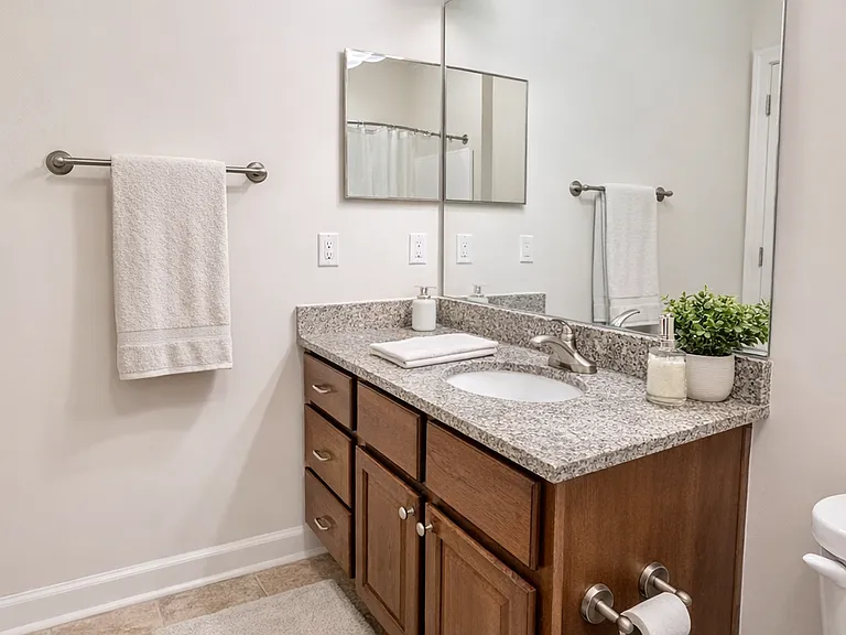 Avalon Park — Photo 10