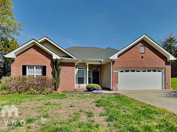 2845 Atwood Rd, Winston Salem, NC 27103