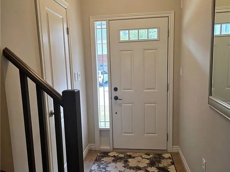 6 Chestnut Dr #9 — Photo 2