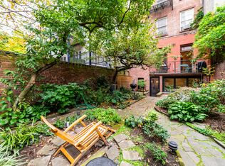 349 W 22nd St APT 1, New York, NY 10011