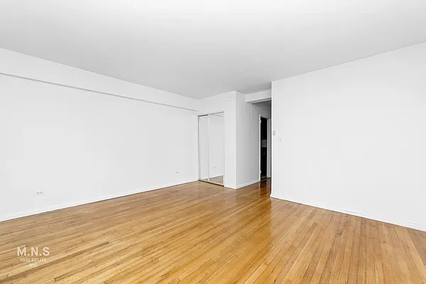 Rented by MNS | media 3