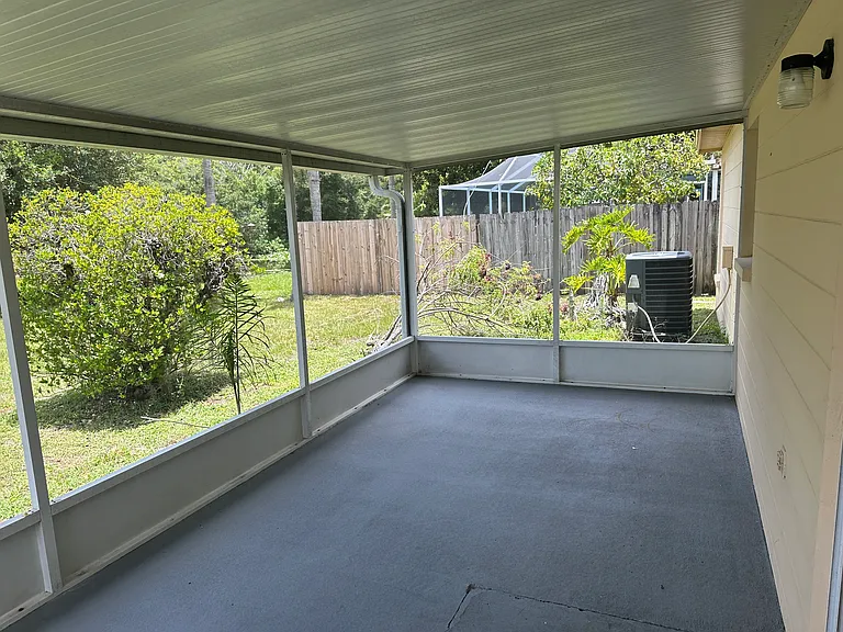 5915 Taywood Dr — Photo 16