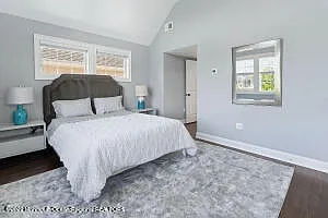 223 16th Ave — Photo 7