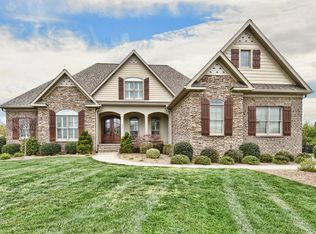 230 Hicks Creek Rd, Troutman, NC 28166