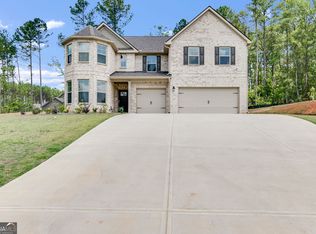 110 Cooper Cv E, Fayetteville, GA 30215