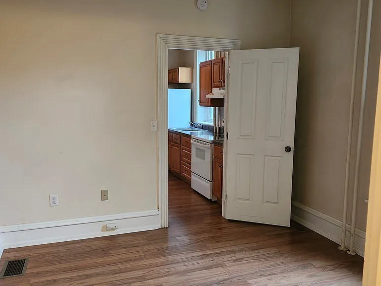 319 W Main St #1 — Photo 6