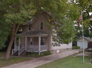 1235 Dewey Ave, Beloit, WI 53511