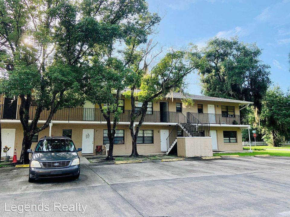 1st image of 501 W Ohio Ave #11358481