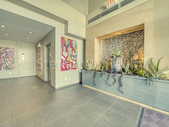 4th image of 2704 Hoyt Ave S APT 5B