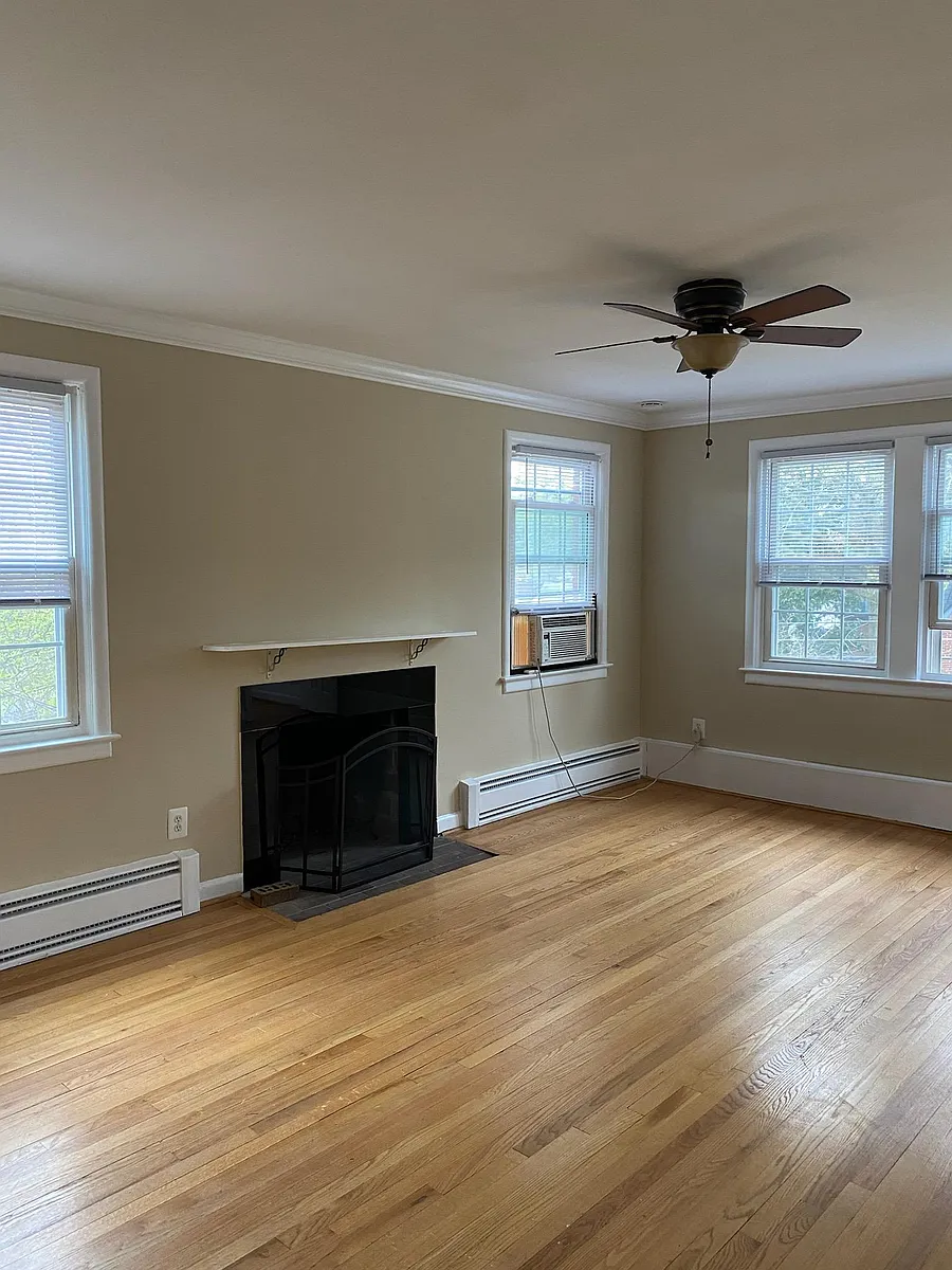 Building Photo - 8109 Garland Ave #3