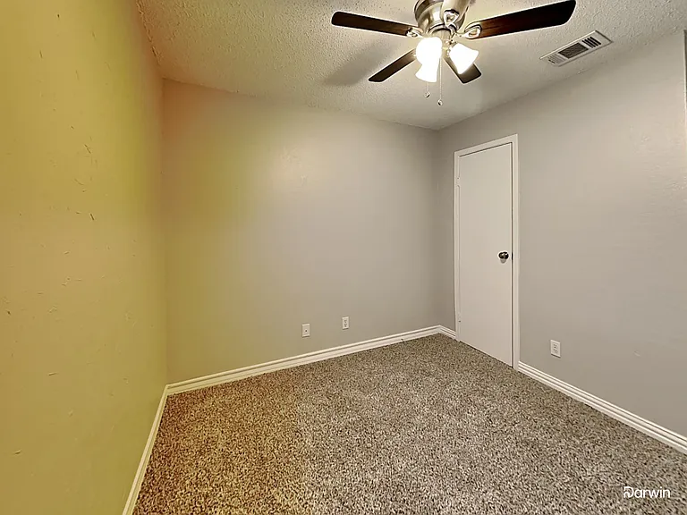 328 Teakwood Ln — Photo 11