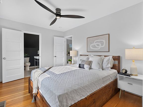 4th image of 603 SE 48th Ave