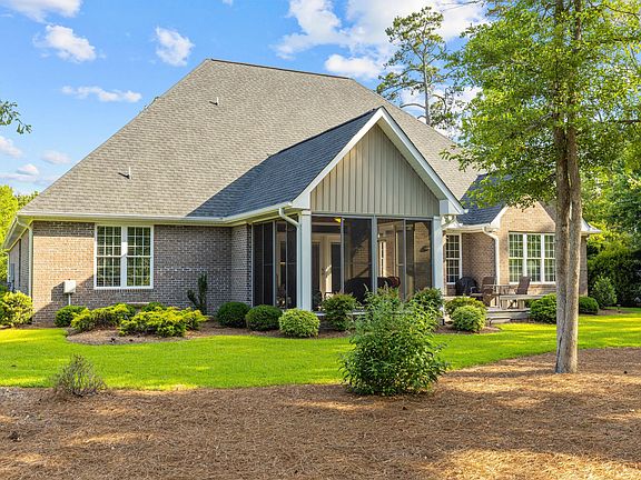 4th image of 103 Fairway Dr