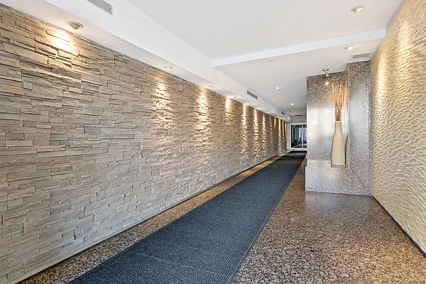 Rented by Compass | media 22