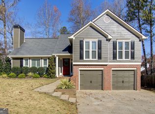 649 Radford Cir, Woodstock, GA 30188