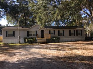 411 Smiley Loop Rd, Riceboro, GA 31323