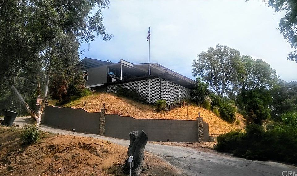 1st image of 873 Sobrecolinas Pl