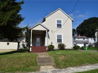 86 21st St NW, Barberton, OH 44203