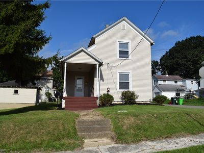 86 21st St NW, Barberton, OH, 44203