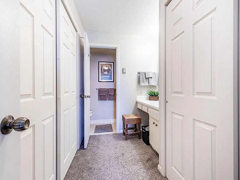 Well-Lit & Spacious Bathrooms