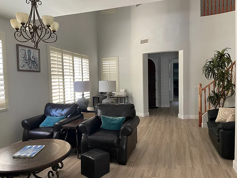 3305 E Windsor Dr — Photo 25