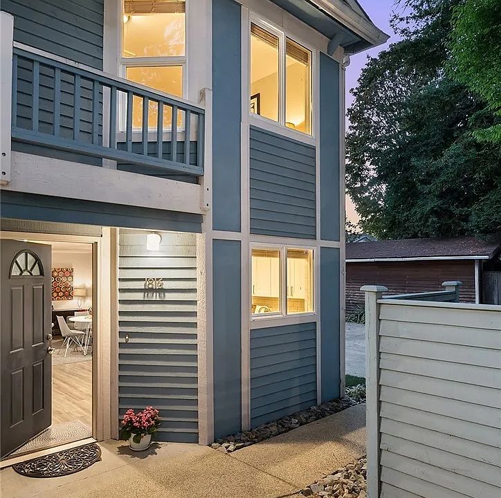 Private, off-street front entrance.