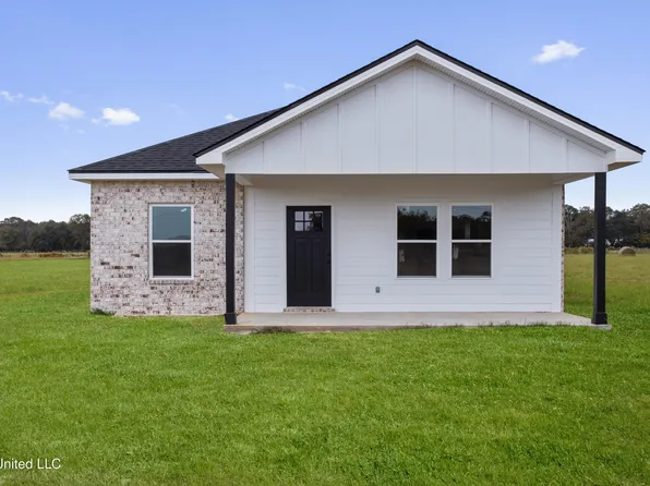 3179 Tannertown Rd, Lucedale, MS 39452