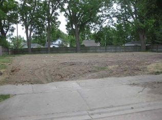 53 E Sharlear Dr, Essexville, MI