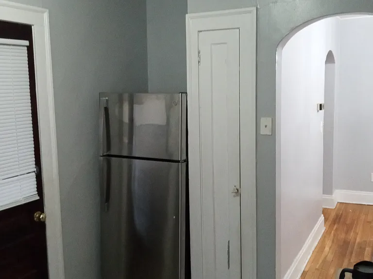 Lauderdale Apartments — Photo 11
