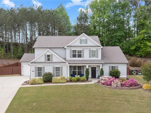 124 Grand Oaks Dr, Canton, GA 30115