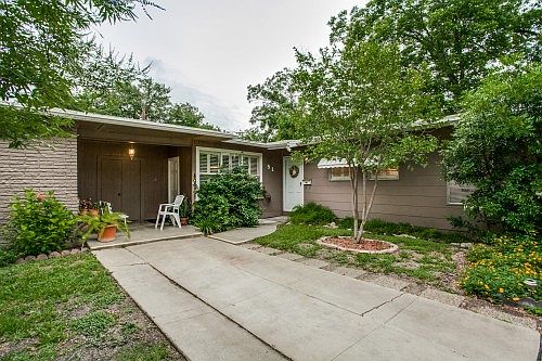1st image of 51 Wayside Dr