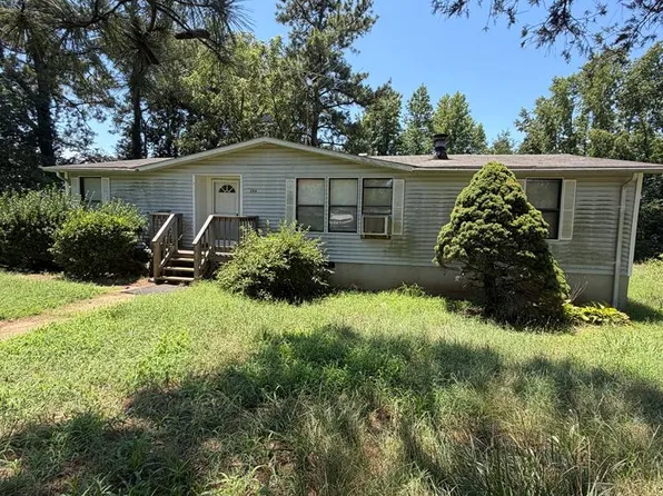 394 Dockery Rd, South Hill, VA 23970