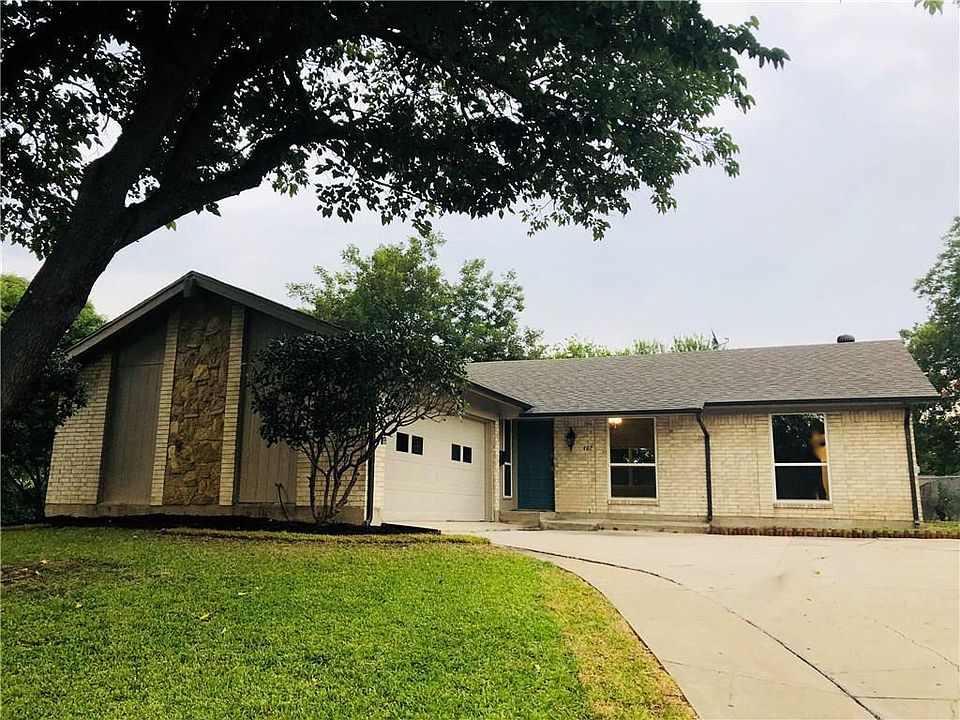 1st image of 402 Cloverdale Ln