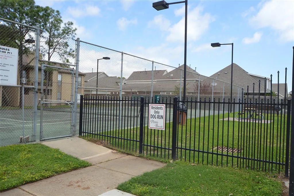 2 bed, 1.5 bath, 869 sqft, $1,500 — Photo 4