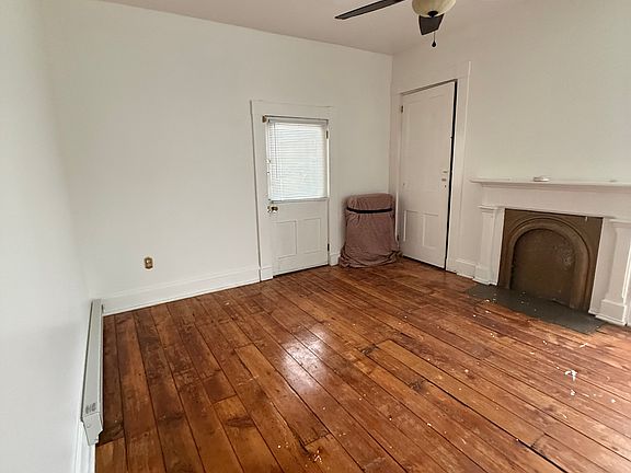 2nd image of 232 Bedford St
