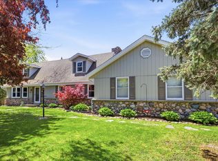 W169N9873 Nigbor Dr, Germantown, WI 53022