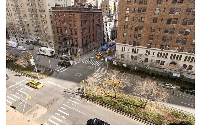 Sold by Douglas Elliman | media 6