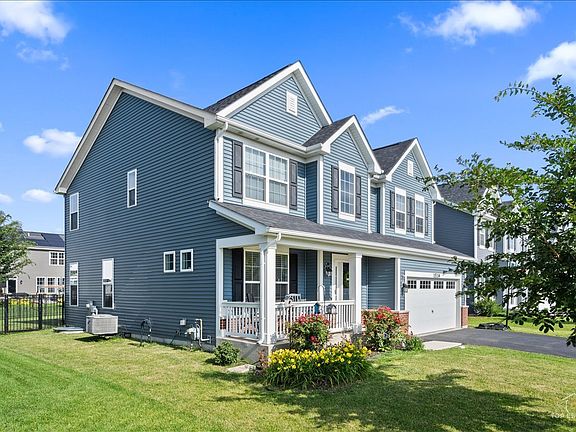 2nd image of 15334 S Sawgrass Cir