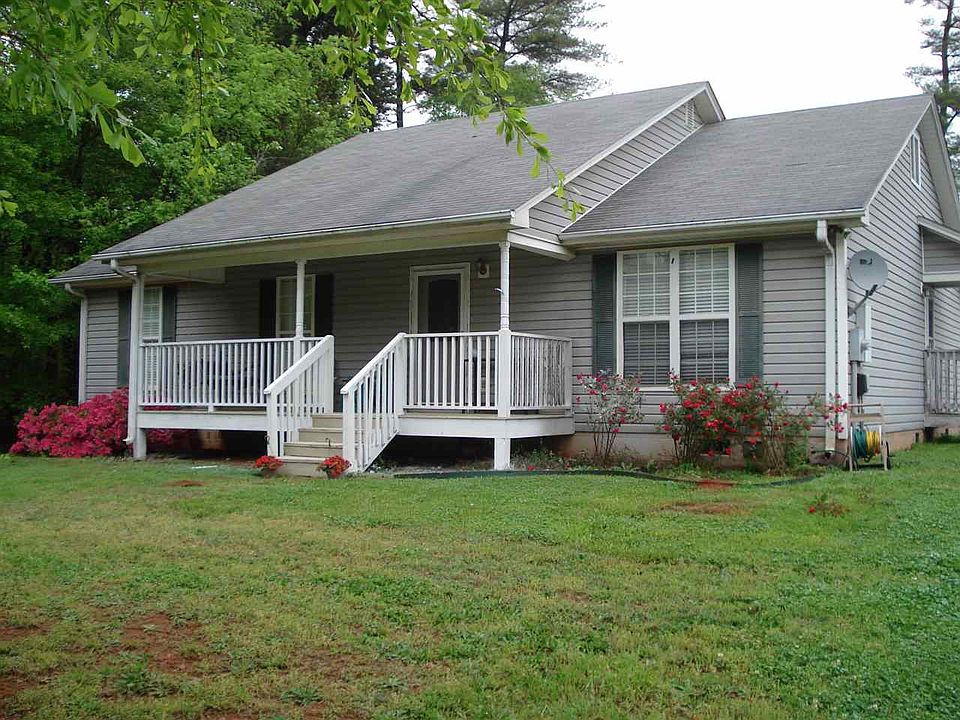 1st image of 213 Saratoga Ave