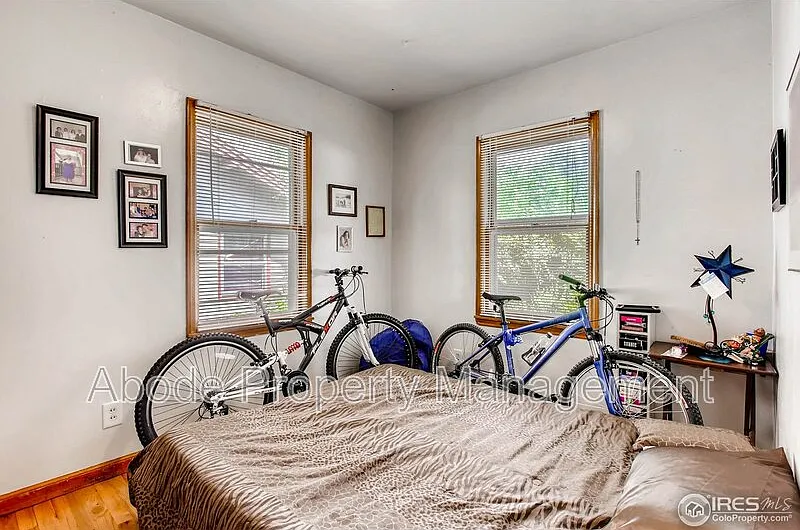2 bed, 2.0 bath, 1000 sqft, $1,750 — Photo 2