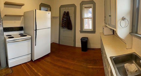 2nd image of 412 E Gibbon St #A