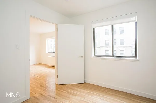 Rented by MNS Marketing | media 2