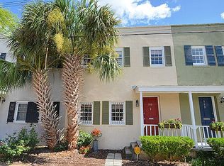516 E Perry Ln, Savannah, GA 31401