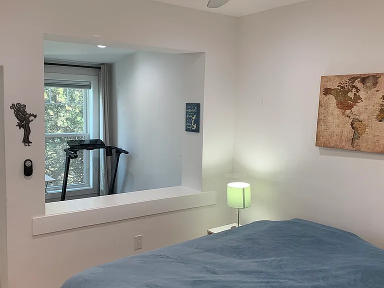 716 Kenyon St NW — Photo 14