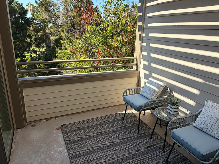 1271 Poplar Ave #406 — Photo 9