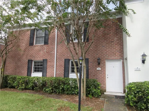 13721 Juniper Blossom Dr, Tampa, FL 33618