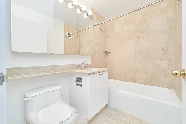 Rented by Living New York | media 17