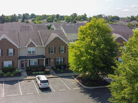 4th image of 2039 Victory Gallop Ln