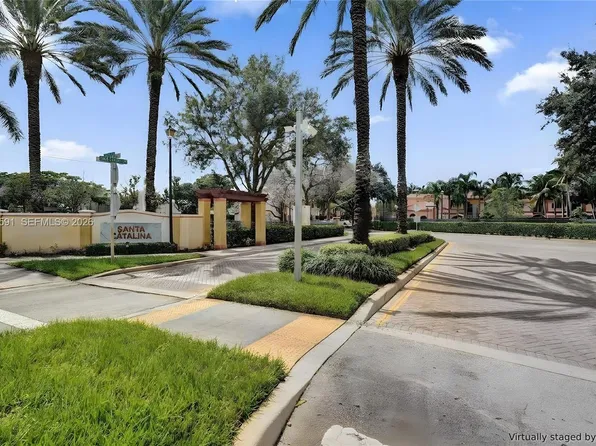 1210 Santa Catalina Ln N, North Lauderdale, FL 33068